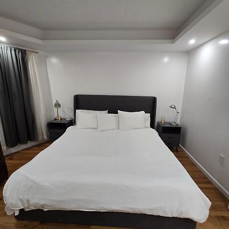 Beautiful Boston Bedroom - New Renovation Bagian luar foto