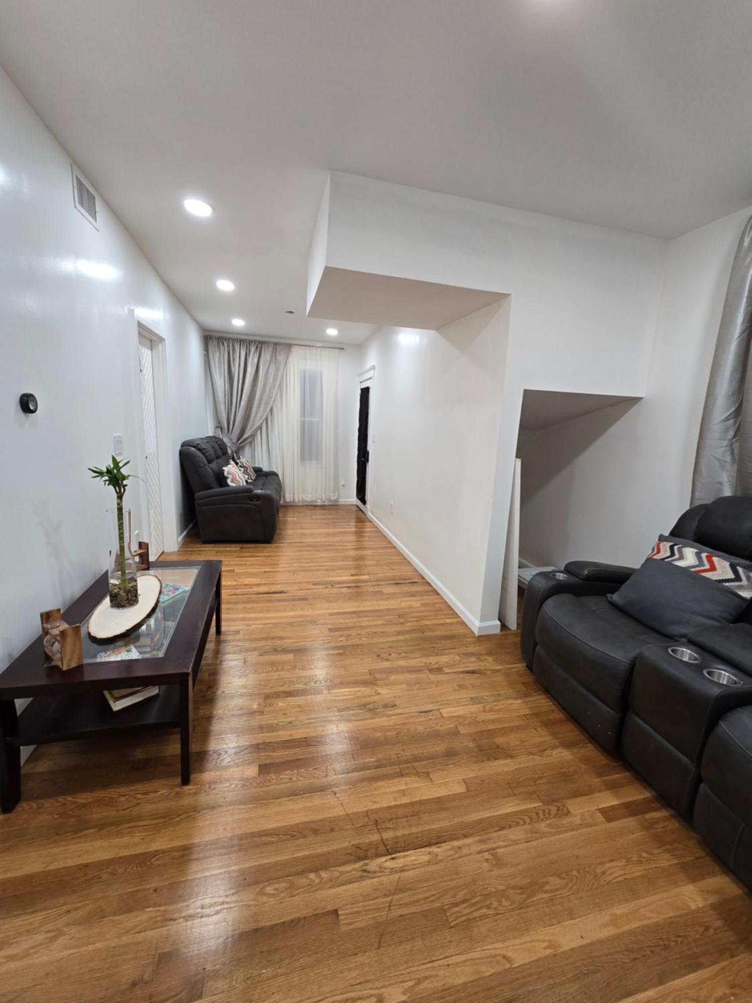 Beautiful Boston Bedroom - New Renovation Bagian luar foto